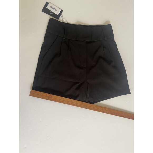 New With Tag 4th & Reckless ELIANA HIGH WAIST SHORTS IN BLACK - Picture 4 of 8